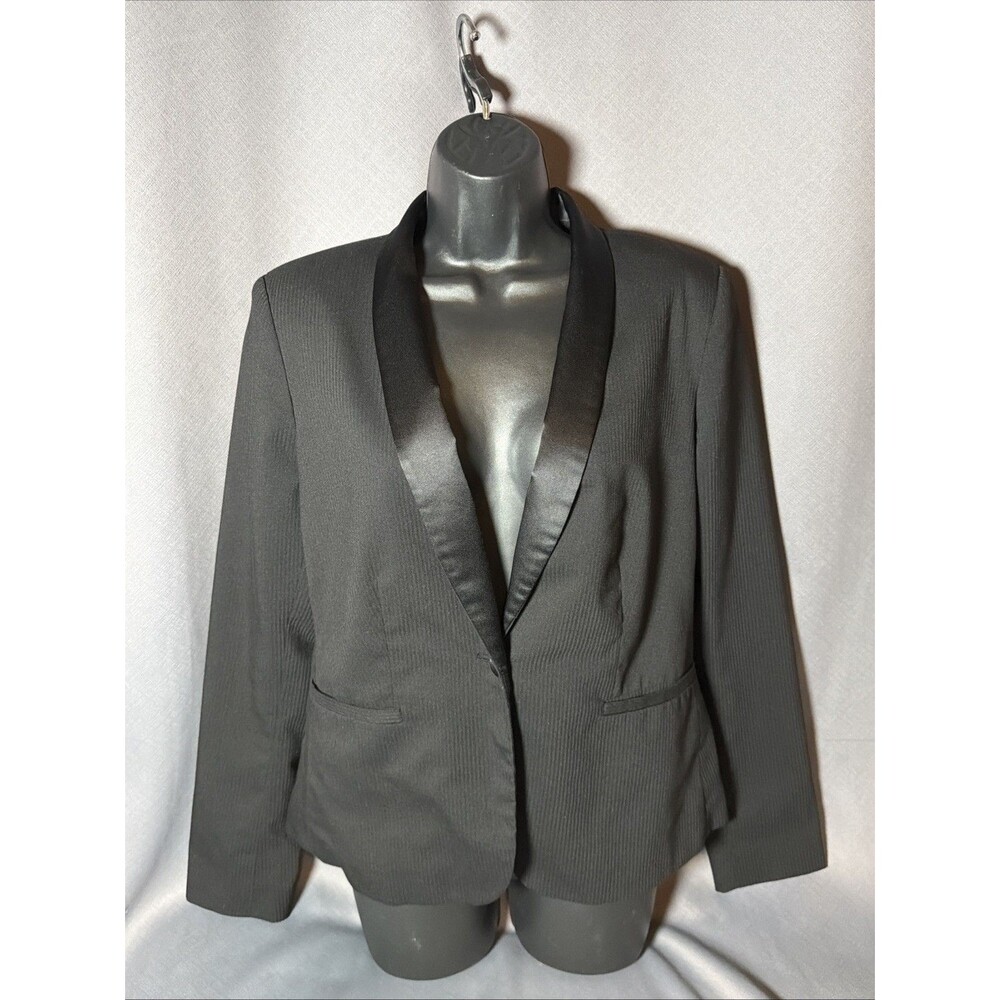 Attention Black Tuxedo Blazer Jacket Women's Size 12 Satin Lapel -214